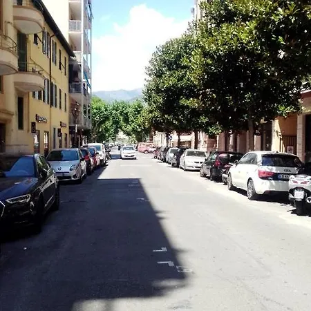 L'orchidea ゲストハウス ヴェンティミーリア