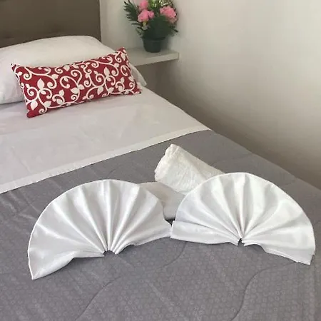 L'orchidea Πανσιόν